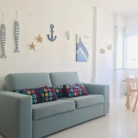 Apartment - - Sea View- Walk To The - Algarve