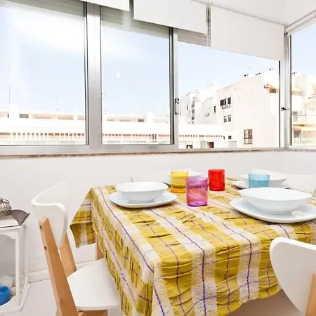Apartment - - Sea View- Walk To The - Algarve *