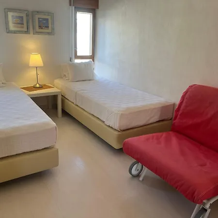- - Sea View- Walk To The - Algarve Apartment *