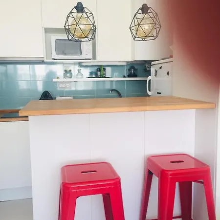 Appartement - - Sea View- Walk To The - Algarve *